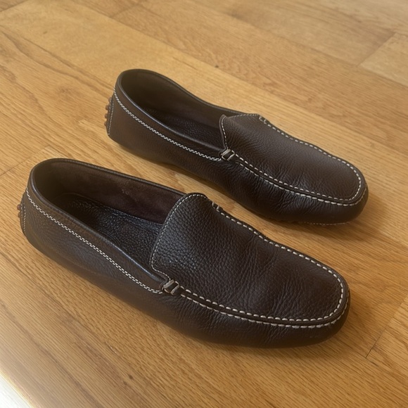 TOD’S LEATHER FLATS Size 10 - Picture 8 of 15